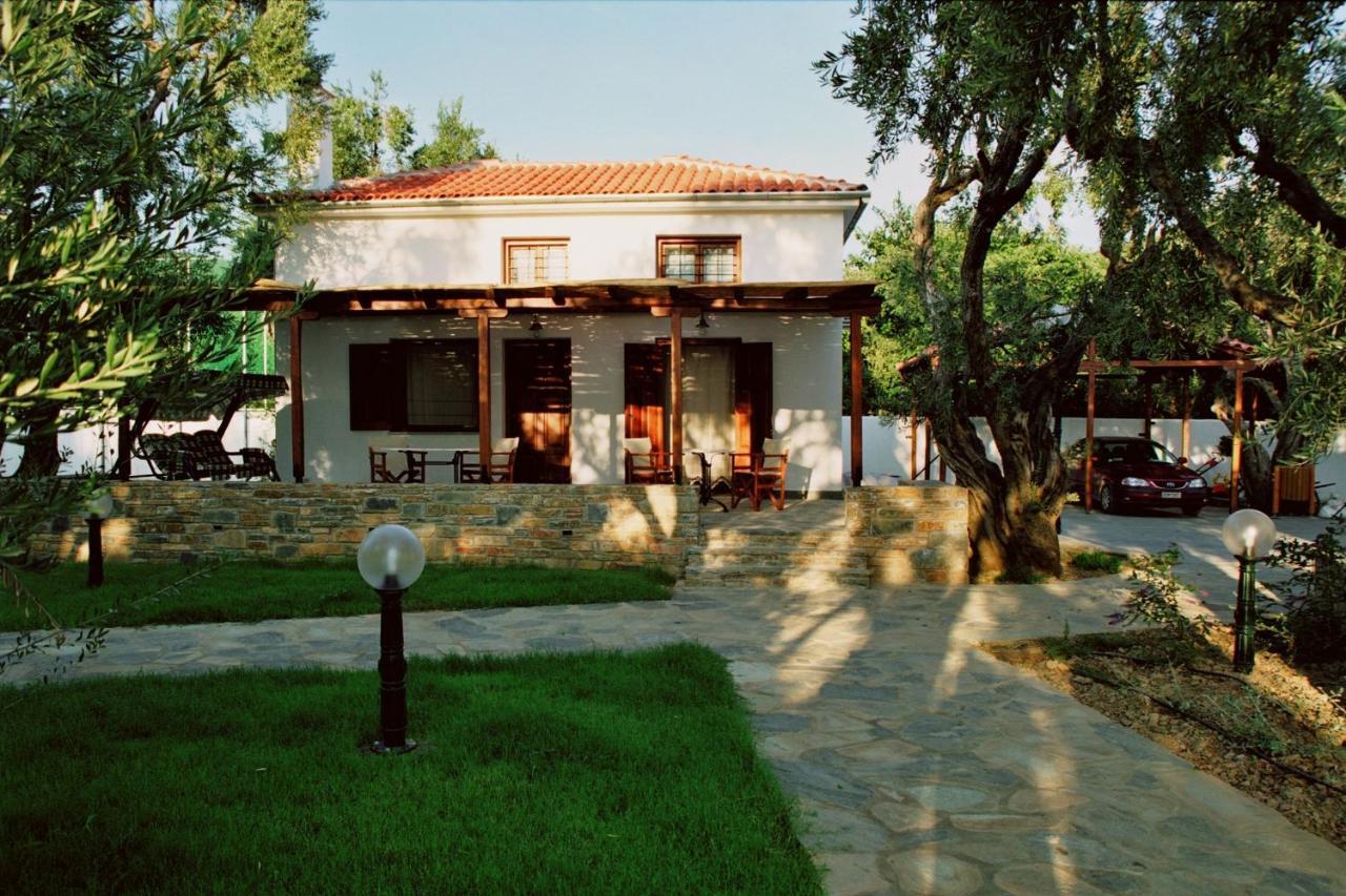 Razi Beach Lefokastro Exterior foto