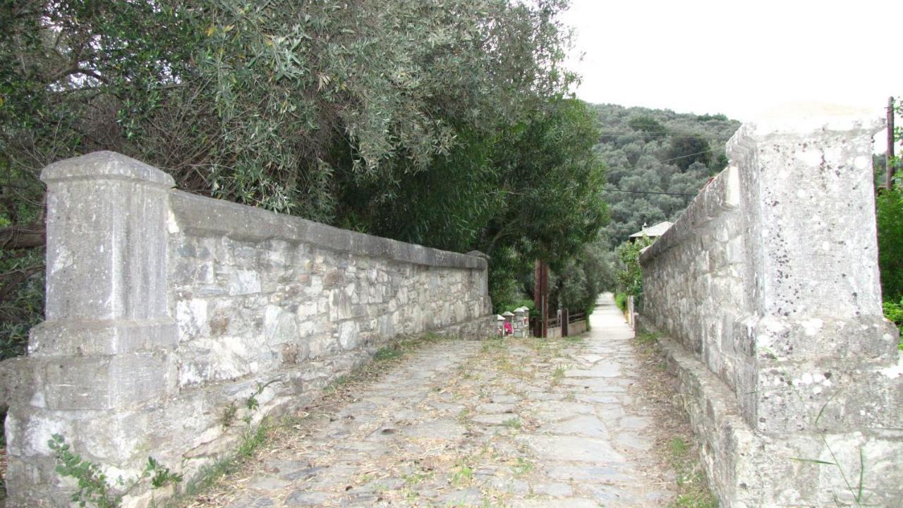 Razi Beach Lefokastro Exterior foto
