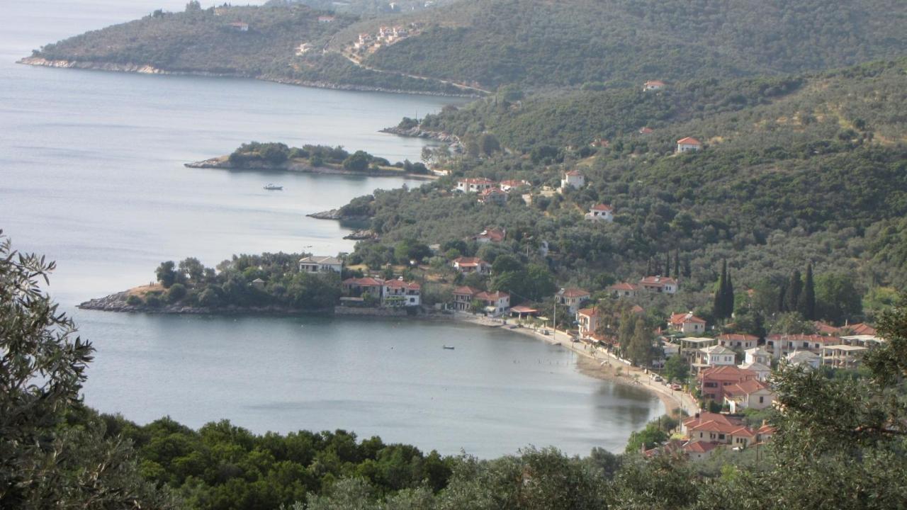 Razi Beach Lefokastro Exterior foto