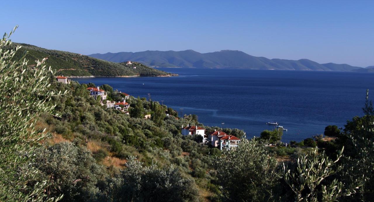 Razi Beach Lefokastro Exterior foto